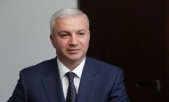 С директором крупнейшей аграрной госкомпании «забыли» подписать контакт С директором крупнейшей аграрной госкомпании «забыли» подписать контакт