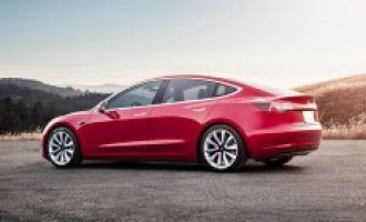 Tesla Model 3 теперь можно официально доставить в Украину Tesla Model 3 теперь можно официально доставить в Украину