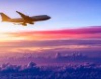 Гройсман доручив розібратися із забороною на авіаперельоти