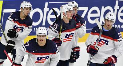 ЧМ по хоккею: поражение Канады, победы России и Швеции