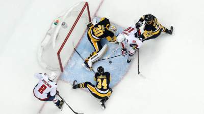 НХЛ: «Вашингтон» выбил «Питтсбург», «Нэшвилл» сравнял счет в серии с «Виннипегом»